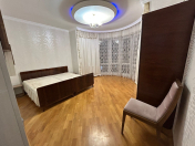 İcarəyə verilir 2 otaqlı 70 m2 yeni tikili 8 Noyabr m.