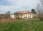 Satılır 28 otaqlı 620 m2 obyekt Salyan