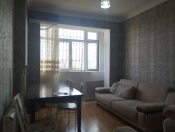 Satılır 3 otaqlı 70 m2 köhnə tikili Əhmədli m.