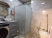 Satılır 3 otaqlı 1007 m2 yeni tikili Yeni Yasamal