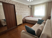 Satılır 3 otaqlı 85 m2 köhnə tikili Xalqlar Dostluğu m.