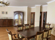 Satılır 4 otaqlı 230 m2 yeni tikili Nizami m.