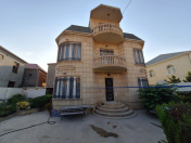 Satılır 6 otaqlı 300 m2 həyət evi Binəqədi