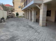 Satılır 8 otaqlı 350 m2 villa 6 mkr