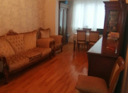 Satılır 4 otaqlı 110 m2 köhnə tikili İnşaatçılar m.