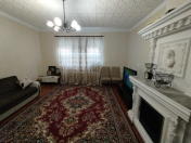 Satılır 3 otaqlı 110 m2 köhnə tikili Gənclik m.