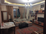 Satılır 3 otaqlı 70 m2 köhnə tikili Dərnəgül m.