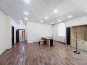 İcarəyə verilir 10 otaqlı 350 m2 ofis Nərimanov r.