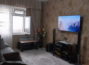 Satılır 4 otaqlı 120 m2 köhnə tikili Xalqlar Dostluğu m.