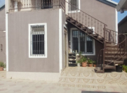 Satılır 3 otaqlı 115 m2 həyət evi Saray