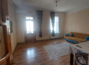 Satılır 3 otaqlı 63 m2 köhnə tikili Rəsulzadə