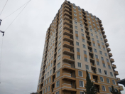Satılır 4 otaqlı 186 m2 yeni tikili Qara Qarayev m.