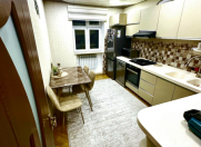 Satılır 3 otaqlı 85 m2 köhnə tikili Biləcəri