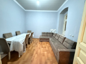 İcarəyə verilir 3 otaqlı 70 m2 köhnə tikili 28 May m.