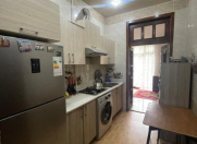 Satılır 3 otaqlı 70 m2 köhnə tikili Nəriman Nərimanov m.