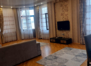 İcarəyə verilir 3 otaqlı 178 m2 yeni tikili Türkiyə səfirliyi