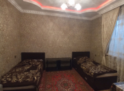 İcarəyə verilir 1 otaqlı 25 m2 həyət evi İnşaatçılar m.