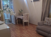 Satılır 2 otaqlı 40 m2 köhnə tikili Elmlər Akademiyası m.