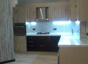 İcarəyə verilir 2 otaqlı 90 m2 köhnə tikili 28 May m.