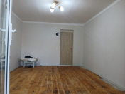 Satılır 1 otaqlı 22 m2 köhnə tikili Qara Qarayev m.