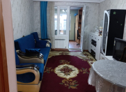 Satılır 4 otaqlı 90 m2 köhnə tikili Gənclik m.