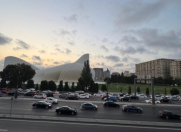 Satılır 3 otaqlı 90 m2 köhnə tikili Heydər Əliyev Mərkəzi