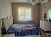 Satılır 2 otaqlı 65 m2 köhnə tikili Y.Günəşli