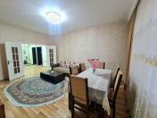 Satılır 2 otaqlı 90 m2 köhnə tikili Həzi Aslanov