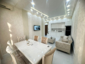 İcarəyə verilir 2 otaqlı 70 m2 yeni tikili 28 May m.