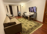 Satılır 2 otaqlı 45 m2 köhnə tikili Elmlər Akademiyası m.