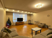 Satılır 3 otaqlı 180 m2 yeni tikili 28 May m.