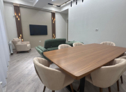 Satılır 4 otaqlı 120 m2 yeni tikili 28 May m.