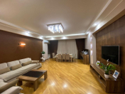 Satılır 3 otaqlı 141 m2 yeni tikili Qara Qarayev m.