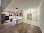 Satılır 3 otaqlı 172 m2 yeni tikili 28 May m.