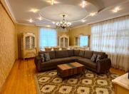 Satılır 3 otaqlı 145 m2 yeni tikili Elmlər Akademiyası m.