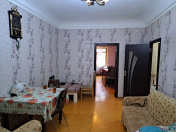 Satılır 3 otaqlı 85 m2 köhnə tikili Neftçilər m.