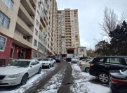 Satılır 3 otaqlı 130 m2 yeni tikili 9 mkr