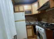 İcarəyə verilir 1 otaqlı 40 m2 köhnə tikili Neftçilər m.