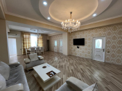 İcarəyə verilir 3 otaqlı 120 m2 yeni tikili Nizami m.