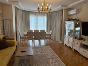 Satılır 3 otaqlı 133 m2 yeni tikili 8 Noyabr m.