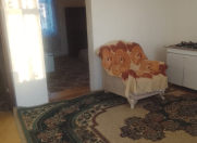 İcarəyə verilir 2 otaqlı 70 m2 həyət evi Y.Suraxanı