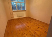 Satılır 3 otaqlı 80 m2 köhnə tikili Azadlıq prospekti m.