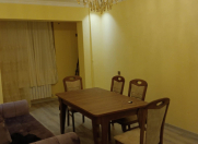 İcarəyə verilir 3 otaqlı 87 m2 köhnə tikili Metropark