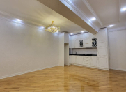 Satılır 2 otaqlı 60 m2 yeni tikili 28 May m.