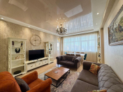 Satılır 3 otaqlı 120 m2 yeni tikili Gənclik m.