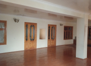 Satılır 10 otaqlı 300 m2 həyət evi Hacıqabul