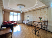 Satılır 3 otaqlı 102 m2 yeni tikili Şah İsmayıl Xətai m.