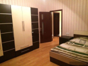 İcarəyə verilir 4 otaqlı 200 m2 həyət evi Rəsulzadə