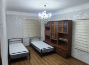 İcarəyə verilir 1 otaqlı 45 m2 köhnə tikili 9 mkr