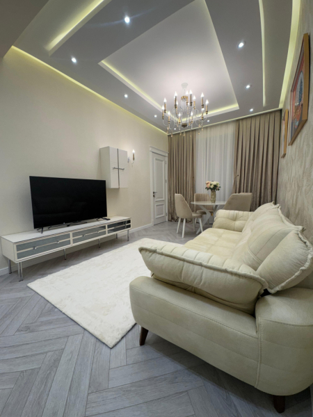 Satılır 3 otaqlı 100 m2 yeni tikili Gənclik m.